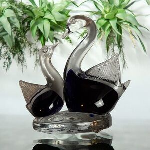 Glass Swans Kissing Mom Baby Clear & Blue Statue Art Deco Figurine Mothers Day